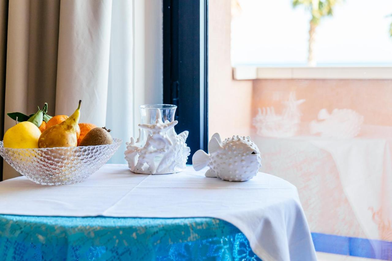 Palm Beach Club Hotel Casteldaccia Esterno foto